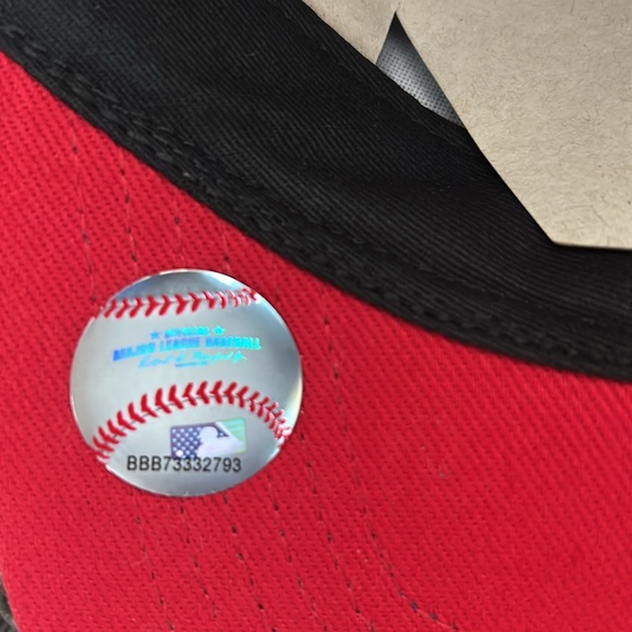 𝅺Blue Jays Hat - Adult - Picture 5 of 8